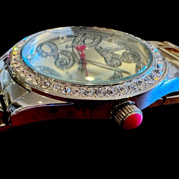 Betsey Johnson Silvertone Ladies Rhinestone / Crystal Encrusted Watch - Picture 7 of 8